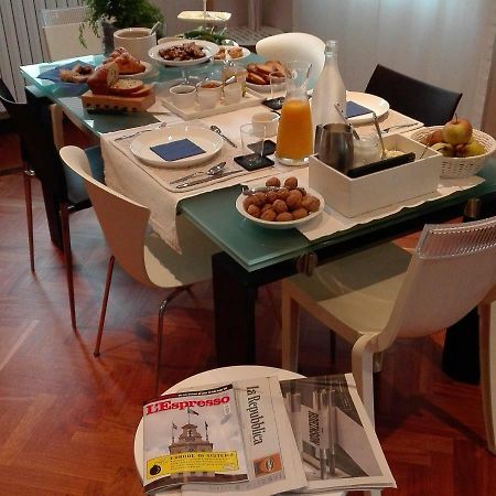 Largo Fileni 7 Panzió San Benedetto del Tronto Kültér fotó